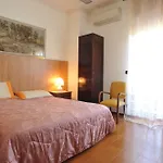 Diana Bed and Breakfast 3*